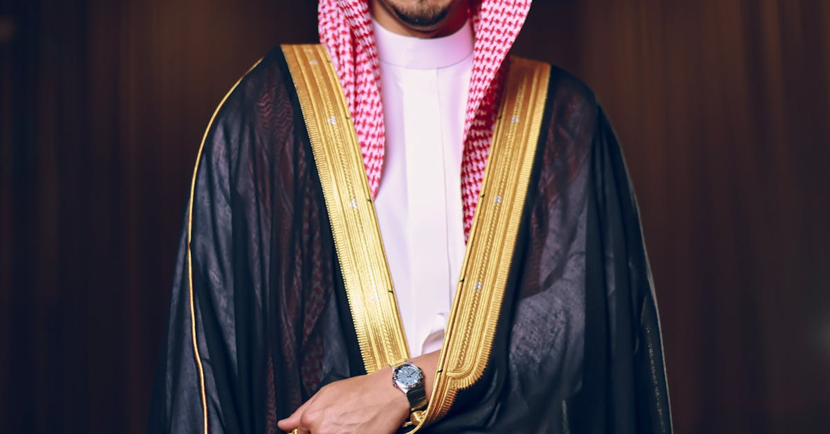 Exploring Timeless Trends: A Deep Dive Into Men’s Fashion Styles Across The Decades Exploring Timeless Trends: A Deep Dive Into Men’s Fashion Styles Across The Decades Men’s-Fashion-Styles-111.Jpeg